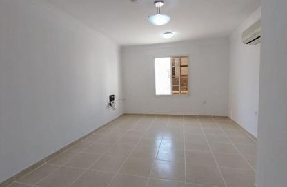 Apartment - 2 - 2 for rent in OqbaBin Nafie Steet - Old Airport Road - Doha