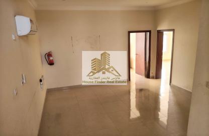 مجمع سكني - 4 غرف نوم - 2 حمامات للايجار في عين خالد - الدوحة