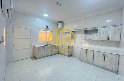 Villa - 6 Bedrooms - 6 Bathrooms for rent in Umm Qarn - Al Daayen