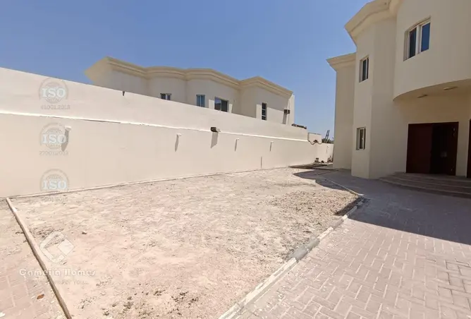 63644347 - Property Image 2