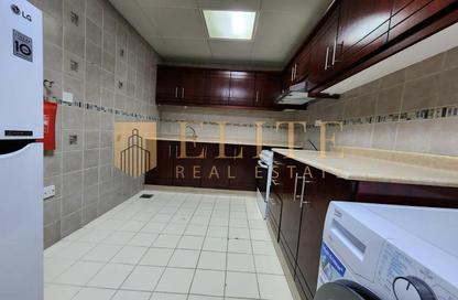 Apartment - 1 - 2 for rent in West Bay Tower - West Bay - West Bay - Doha