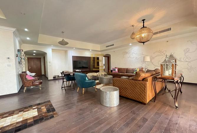 989082 - Property Image 3