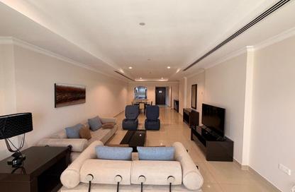 Apartment - 2 Bedrooms - 3 Bathrooms for rent in East Porto Drive - Porto Arabia - The Pearl Island - Doha