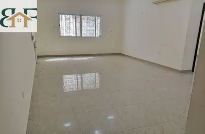 شقة - 2 غرف نوم - 3 حمامات للايجار في بن عمران - فريج بن عمران - الدوحة