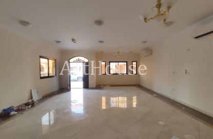 Villa - 5 Bedrooms - 6 Bathrooms for rent in Ain Khaled Villas - Ain Khaled - Doha Villa - 5 Bedrooms - 6 Bathrooms for rent in Ain Khaled Villas - Ain Khaled - Doha