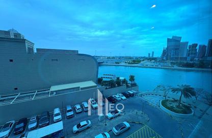Apartment - 3 Bedrooms - 5 Bathrooms for rent in Zig Zag Tower B - Zig Zag Towers - West Bay - Doha