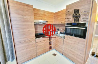 Apartment - Studio - 1 Bathroom for rent in Al Shatt Street - West Bay - Doha