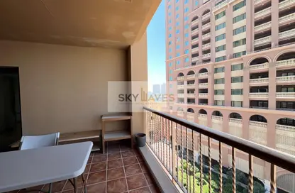 Apartment - 1 Bedroom - 2 Bathrooms for rent in One Porto Arabia - Porto Arabia - The Pearl Island - Doha