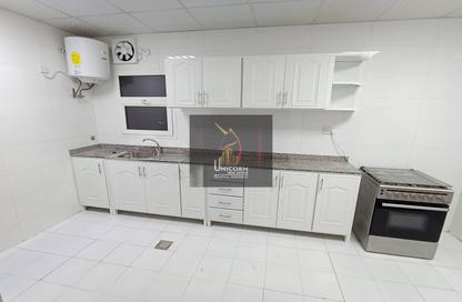 Apartment - 3 Bedrooms - 3 Bathrooms for rent in Al Sadd Road - Al Sadd - Doha