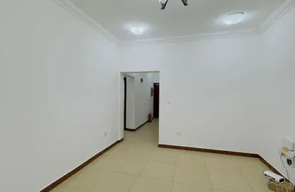 شقة - 3 غرف نوم - 3 حمامات للايجار في منتزه 13 - المنتزه - الدوحة