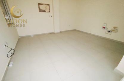 Apartment - 2 Bedrooms - 2 Bathrooms for rent in Umm Ghwailina Comm - Umm Ghuwalina - Umm Ghuwailina - Doha Apartment - 2 Bedrooms - 2 Bathrooms for rent in Umm Ghwailina Comm - Umm Ghuwalina - Umm Ghuwailina - Doha