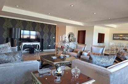 Apartment - 3 - 4 for rent in Tower 16 - Porto Arabia - The Pearl Island - Doha