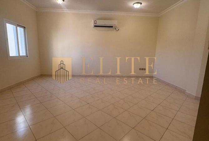 1005085 - Property Image 3