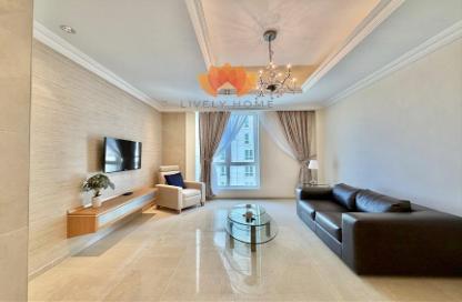 Apartment - 2 Bedrooms - 3 Bathrooms for rent in Viva West - Viva Bahriyah - The Pearl Island - Doha