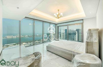 Apartment - 2 Bedrooms - 3 Bathrooms for sale in Marina Residences 195 - Marina District - Lusail