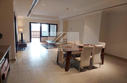 Apartment - 1 Bedroom - 2 Bathrooms for rent in Tower 13 - Porto Arabia - The Pearl Island - Doha