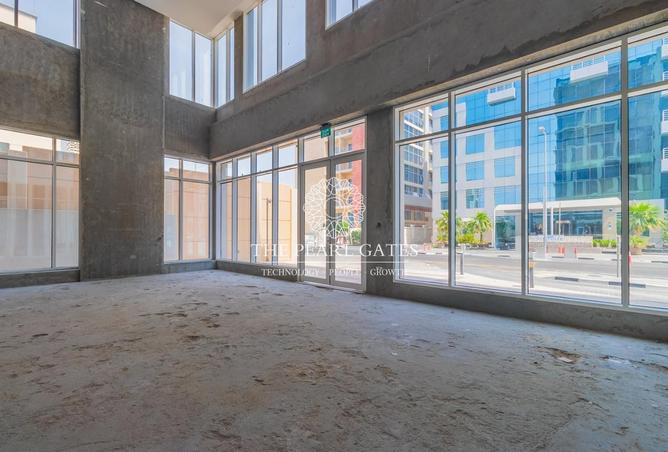 974039 - Property Image 3