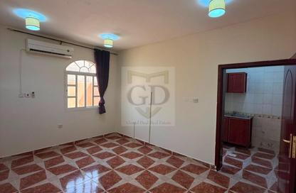 Apartment - Studio - 1 Bathroom for rent in Al Duhail - Al Duhail - Doha