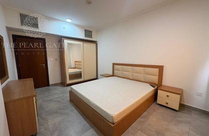 Apartment - 2 Bedrooms - 1 Bathroom for rent in Al Sadd Road - Al Sadd - Doha