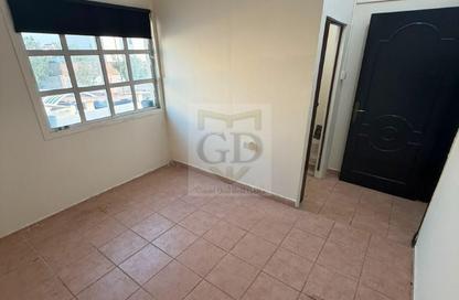 Apartment - Studio - 1 Bathroom for rent in Al Maamoura - Al Maamoura - Doha