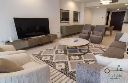 Apartment - 2 Bedrooms - 4 Bathrooms for rent in Viva West - Viva Bahriyah - The Pearl Island - Doha