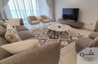 Apartment - 2 Bedrooms - 4 Bathrooms for rent in Viva West - Viva Bahriyah - The Pearl Island - Doha