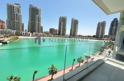 Apartment - 3 Bedrooms - 5 Bathrooms for rent in Crystal Residence - Gewan Island - The Pearl Island - Doha