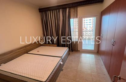 Apartment - 2 Bedrooms - 3 Bathrooms for rent in West Porto Drive - Porto Arabia - The Pearl Island - Doha