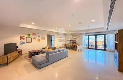 شقة - 2 غرف نوم - 3 حمامات للبيع في برج 13 - بورتو أرابيا - جزيرة اللؤلؤة - الدوحة