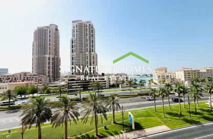 Apartment - 1 Bedroom - 2 Bathrooms for sale in One Porto Arabia - Porto Arabia - The Pearl Island - Doha