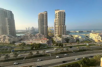Apartment - 1 Bedroom - 2 Bathrooms for sale in West Porto Drive - Porto Arabia - The Pearl Island - Doha