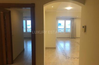 Apartment - 1 Bedroom - 2 Bathrooms for sale in West Porto Drive - Porto Arabia - The Pearl Island - Doha Apartment - 1 Bedroom - 2 Bathrooms for sale in West Porto Drive - Porto Arabia - The Pearl Island - Doha