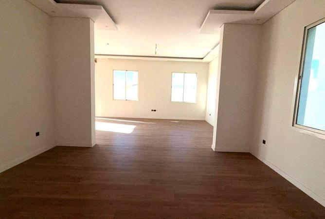 57033529 - Property Image 2