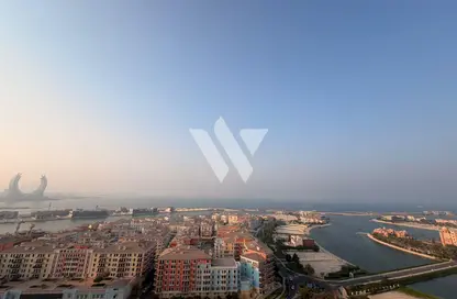 Apartment - 2 Bedrooms - 3 Bathrooms for rent in East Porto Drive - Porto Arabia - The Pearl Island - Doha