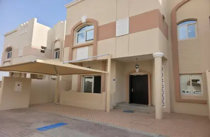 Villa - 5 Bedrooms - 4 Bathrooms for rent in Ain Khaled Villas - Ain Khaled - Doha
