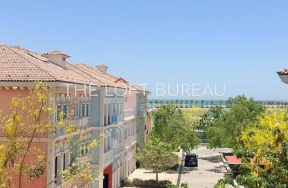 Apartment - 2 Bedrooms - 3 Bathrooms for rent in Murano - Qanat Quartier - The Pearl Island - Doha