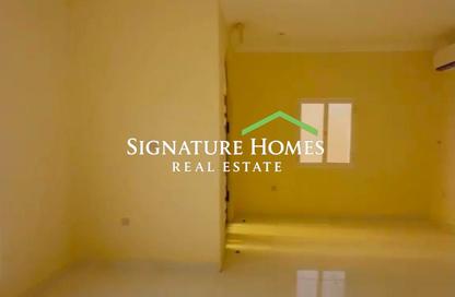 Villa - 6 Bedrooms - 4 Bathrooms for rent in Umm Salal Ali - Umm Salal Ali - Doha Villa - 6 Bedrooms - 4 Bathrooms for rent in Umm Salal Ali - Umm Salal Ali - Doha