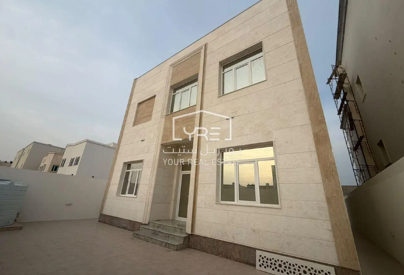 63644110 - Property Main Image