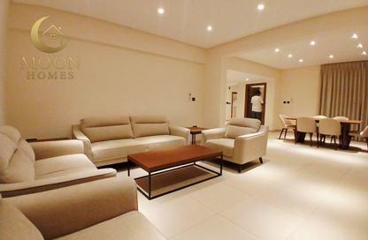 Apartment - 3 Bedrooms - 3 Bathrooms for rent in Umm Ghuwailina 4 - Umm Ghuwailina - Doha Apartment - 3 Bedrooms - 3 Bathrooms for rent in Umm Ghuwailina 4 - Umm Ghuwailina - Doha