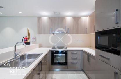 Apartment - 1 - 2 for rent in Viva East - Viva Bahriyah - The Pearl Island - Doha Apartment - 1 - 2 for rent in Viva East - Viva Bahriyah - The Pearl Island - Doha