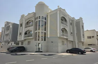 Apartment - 2 Bedrooms - 2 Bathrooms for rent in Bin Omran - Fereej Bin Omran - Doha