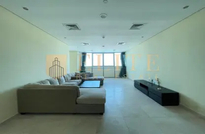 Apartment - 3 Bedrooms - 5 Bathrooms for rent in Zig Zag Tower B - Zig Zag Towers - West Bay - Doha