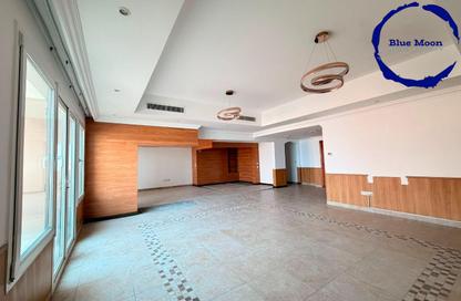 Apartment - 3 Bedrooms - 4 Bathrooms for rent in East Porto Drive - Porto Arabia - The Pearl Island - Doha