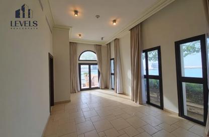 Apartment - 3 Bedrooms - 5 Bathrooms for rent in Qanat Quartier - The Pearl Island - Doha