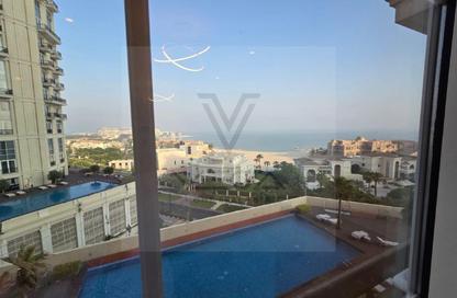 Apartment - 1 Bedroom - 2 Bathrooms for rent in Floresta Gardens - Floresta Gardens - The Pearl Island - Doha Apartment - 1 Bedroom - 2 Bathrooms for rent in Floresta Gardens - Floresta Gardens - The Pearl Island - Doha