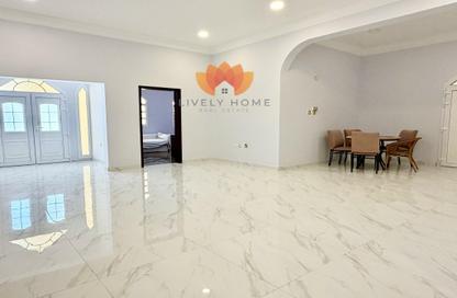 Villa - 5 Bedrooms - 7 Bathrooms for rent in Osama Bin Zaid Street - Al Aziziyah - Doha