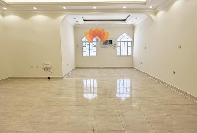 56415012 - Property Image 2