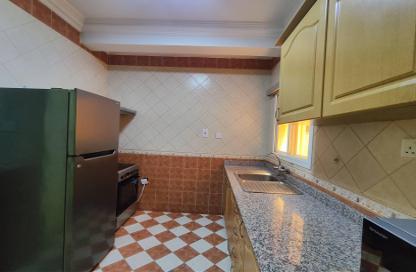 Apartment - 2 Bedrooms - 2 Bathrooms for rent in Hiteen Street - Al Muntazah - Doha