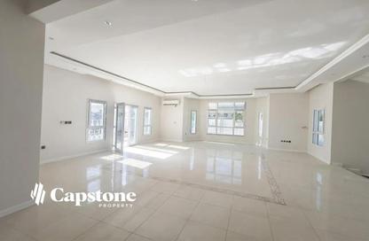 Villa - 5 Bedrooms - 7 Bathrooms for rent in West Bay Villas - West Bay - West Bay - Doha