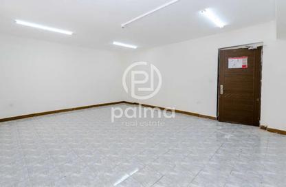 Bulk Rent Units - Studio - 7 Bathrooms for rent in East Industrial Street - Birkat Al Awamer - Al Wakra